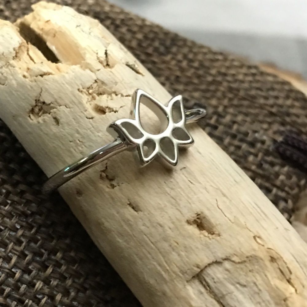 Sterling Silver Lotus Flower Ring